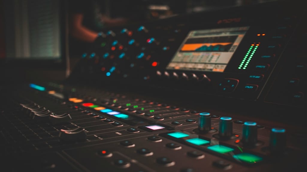 Study finds indie labels return 77 percent of profits to artists