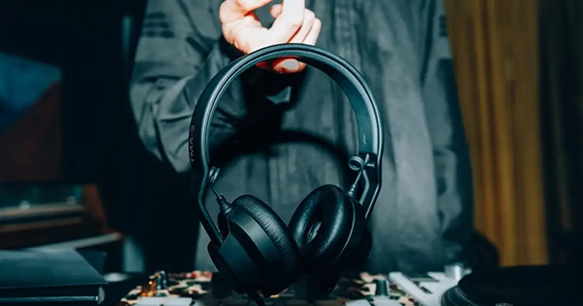 AIAIAI TMA-2 DJ Wireless: Sub-10ms Latency Headphones